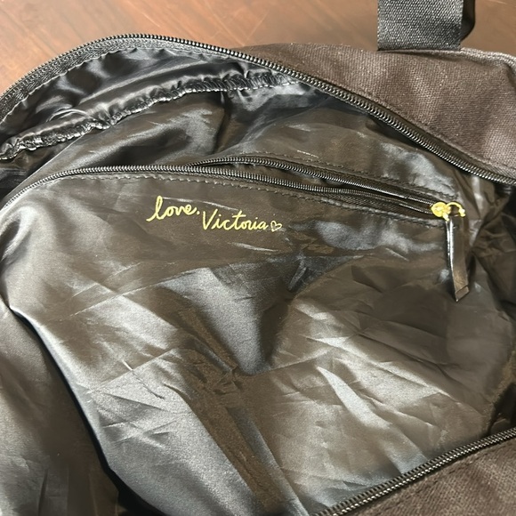 Victoria’s Secret Large Floral Weekend Travel Tote Bag - Picture 10 of 17